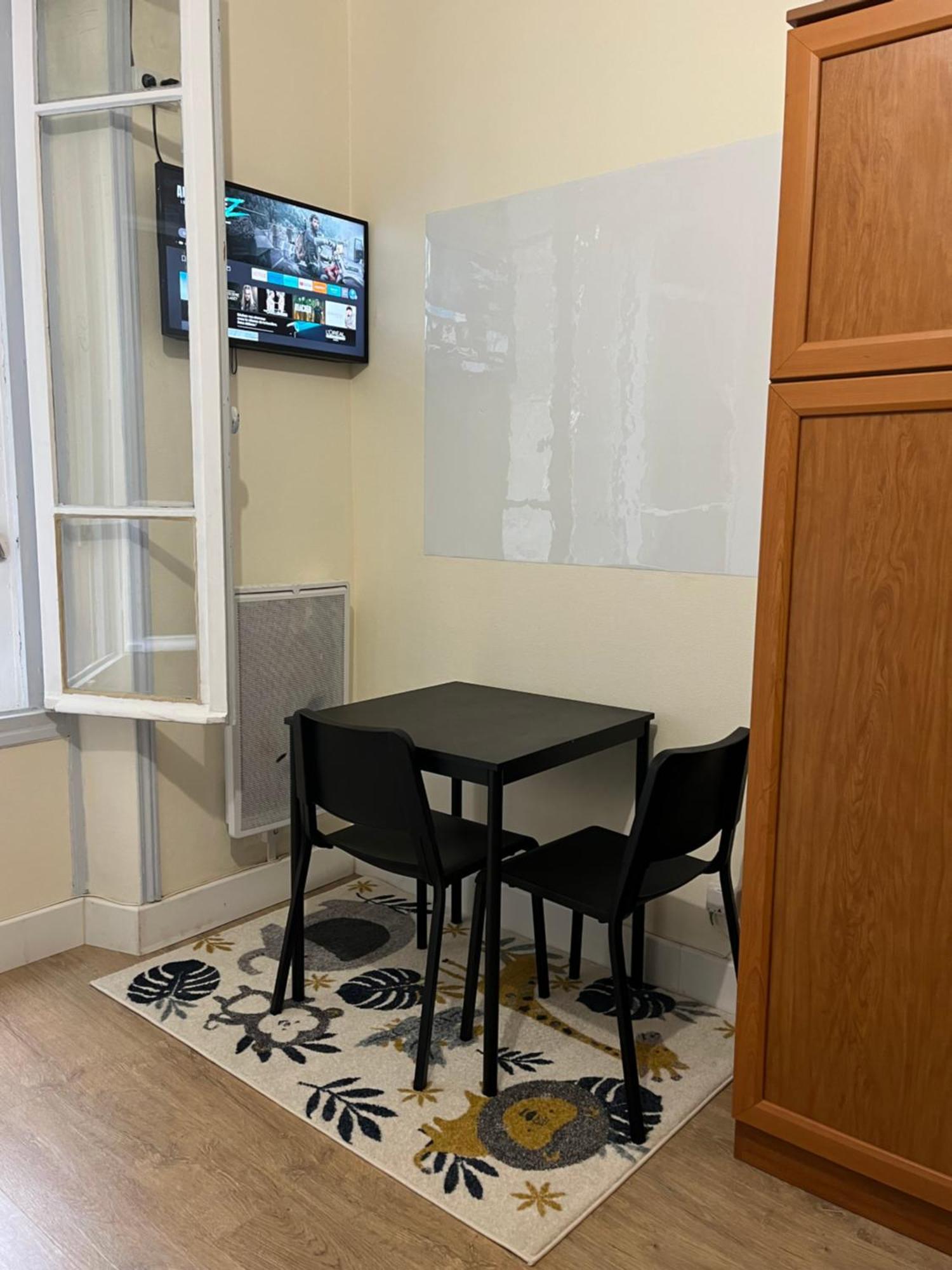 Charmant Studio Spacieux Párizs Kültér fotó